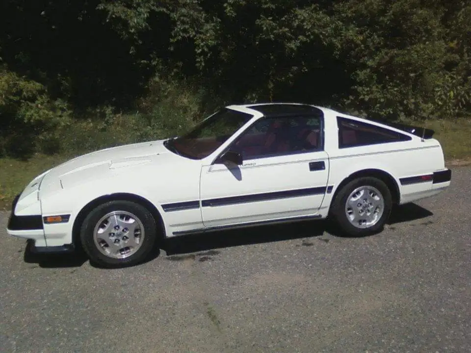 The classic beauty: The ol' 300zx