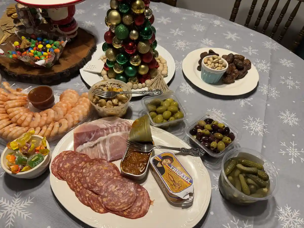 Christmas Charcuterie Delight