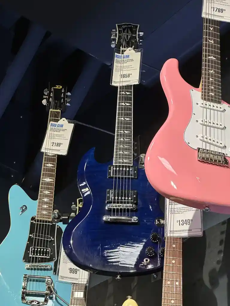 The legendary SG Supreme in all its glory.