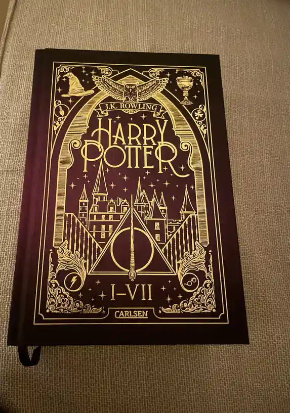 A Journey Through the Wizarding World: Harry Potter 1-7