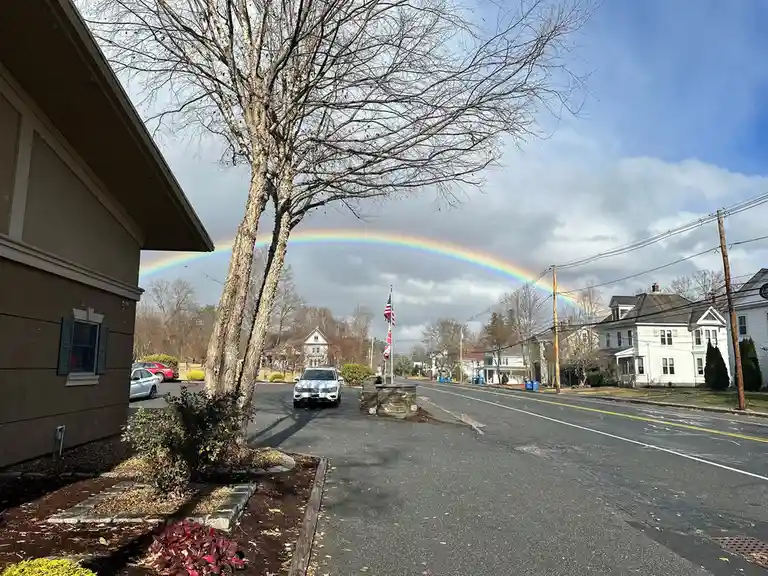 It's my Cakeday! Enjoy this vibrant rainbow!