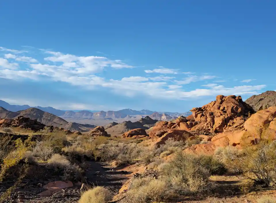 Exploring the stunning Redstone Dune Trail in Nevada!