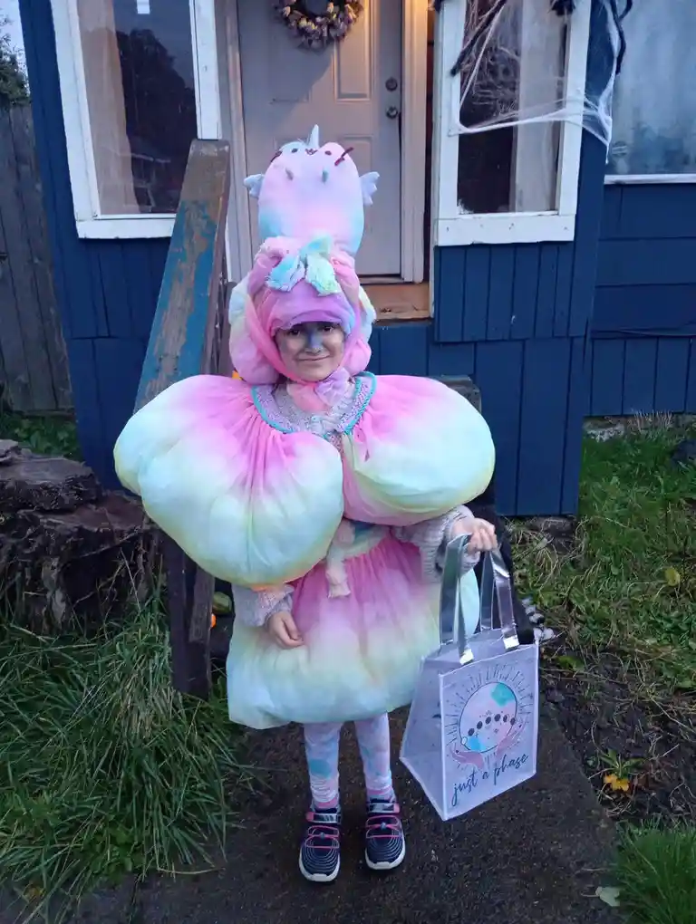 Introducing the outrageous Rainbow Unicorn FART!