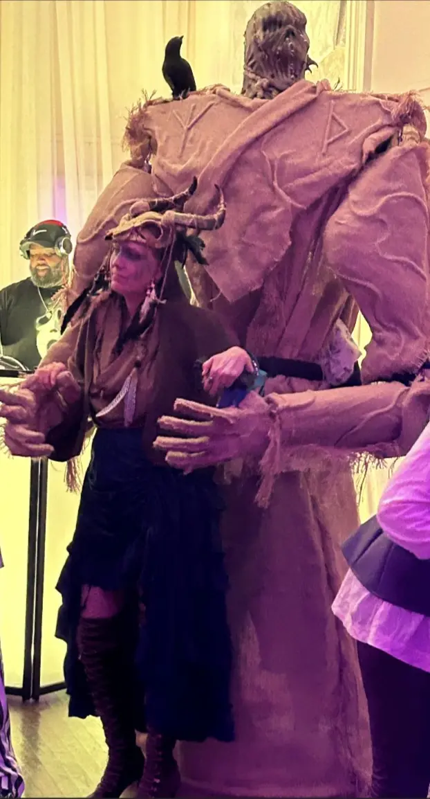 The Enchantress and Her Loyal Golem